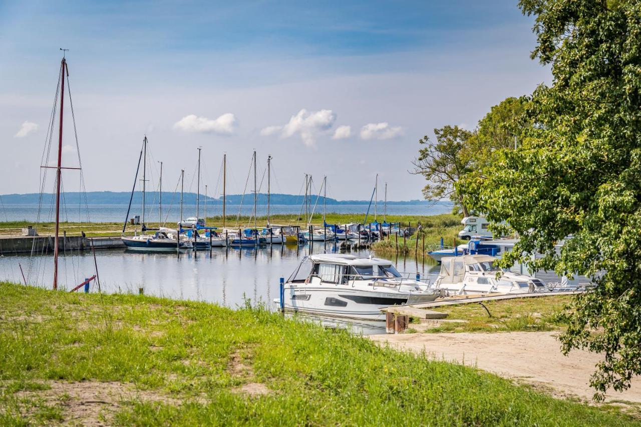 Marina Martinshafen - Beach Life Sassnitz Exteriör bild