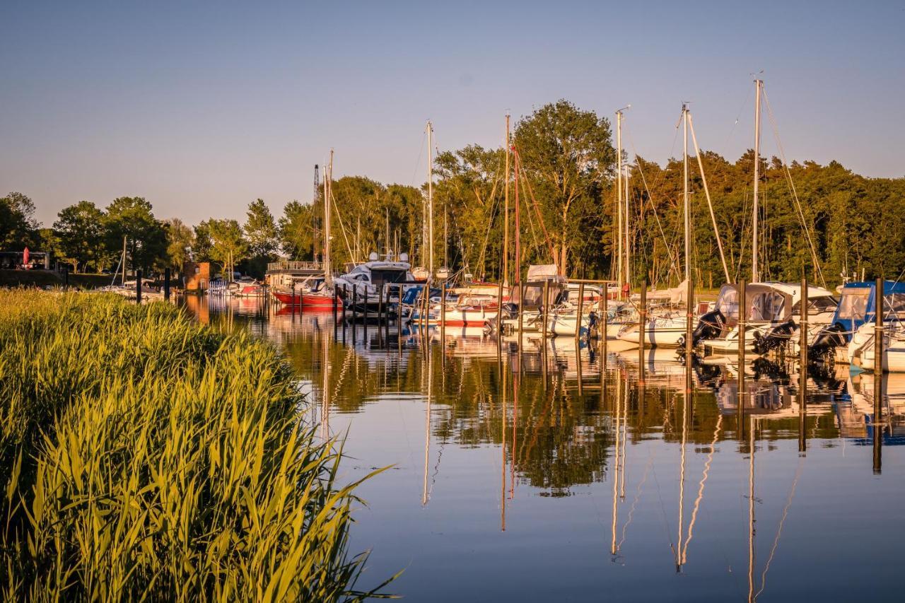 Marina Martinshafen - Beach Life Sassnitz Exteriör bild